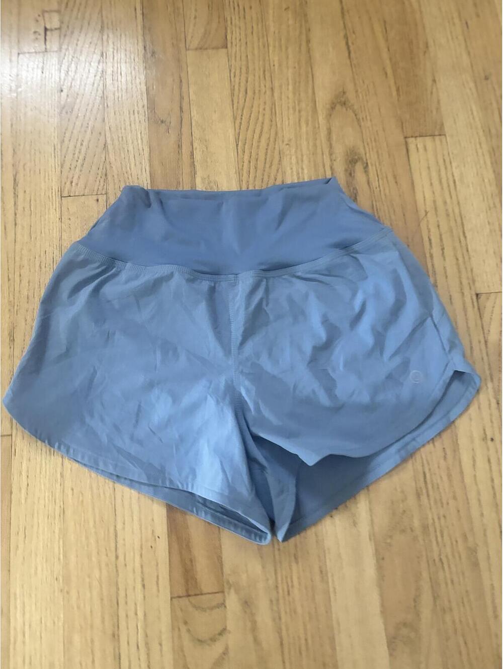 Gilly Hicks Recharge High-Rise Shorts - XS